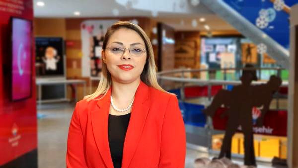 Öğrenciler sınıf arkadaşlarıyla bilgisayar başında buluştu