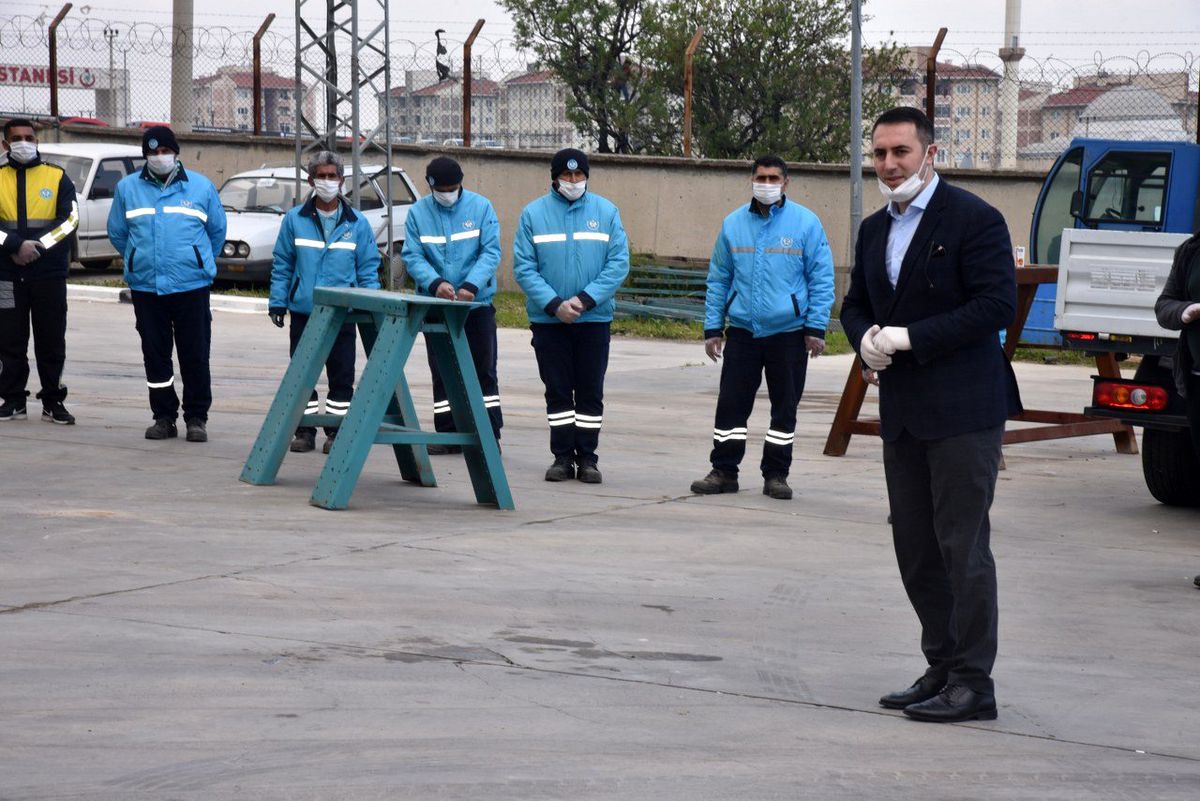 Onlar Manisalılar için görev başında