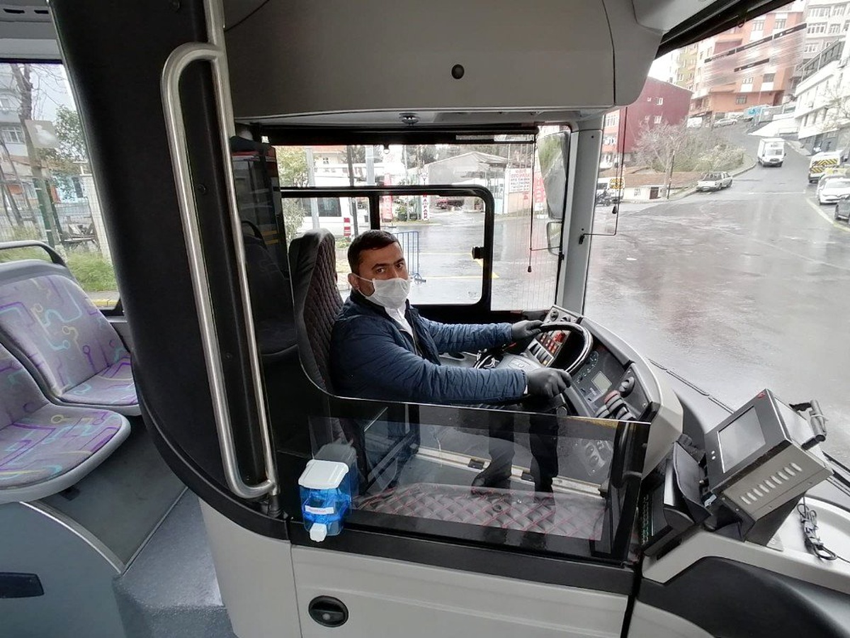 (Özel) Halk otobüsü şoföründen korona virüs mücadelesinde örnek davranış