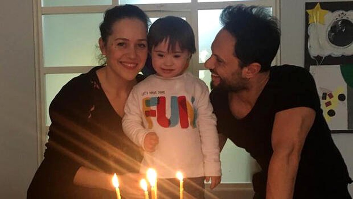Özgün oğlu Ediz\'in doğum gününü kutladı: Gülen yüzün solmasın bir tanem