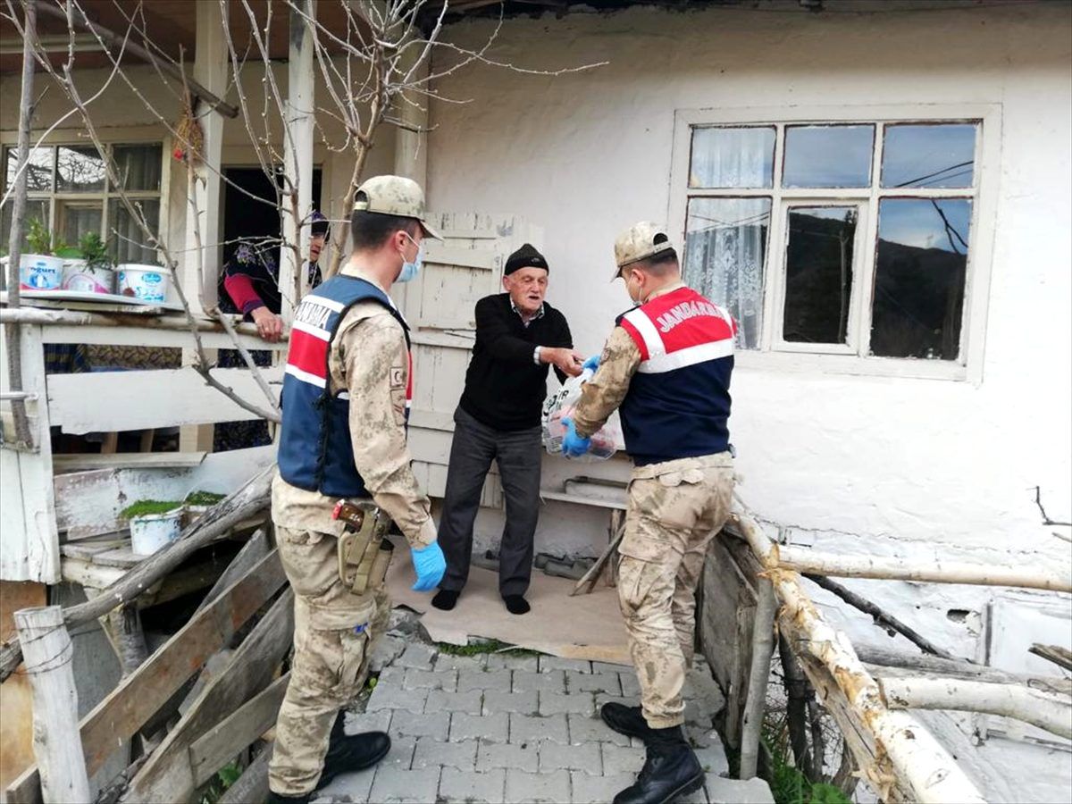 Amasya\'da "Vefa Sosyal Destek Grubu" iş başında