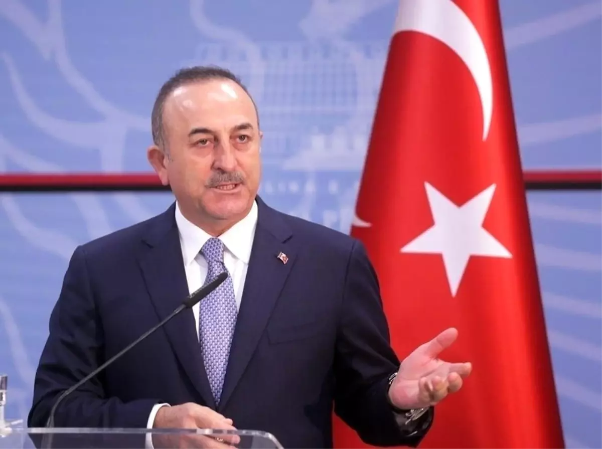 Bakan Çavuşoğlu\'ndan \'Evde kal\' paylaşımı