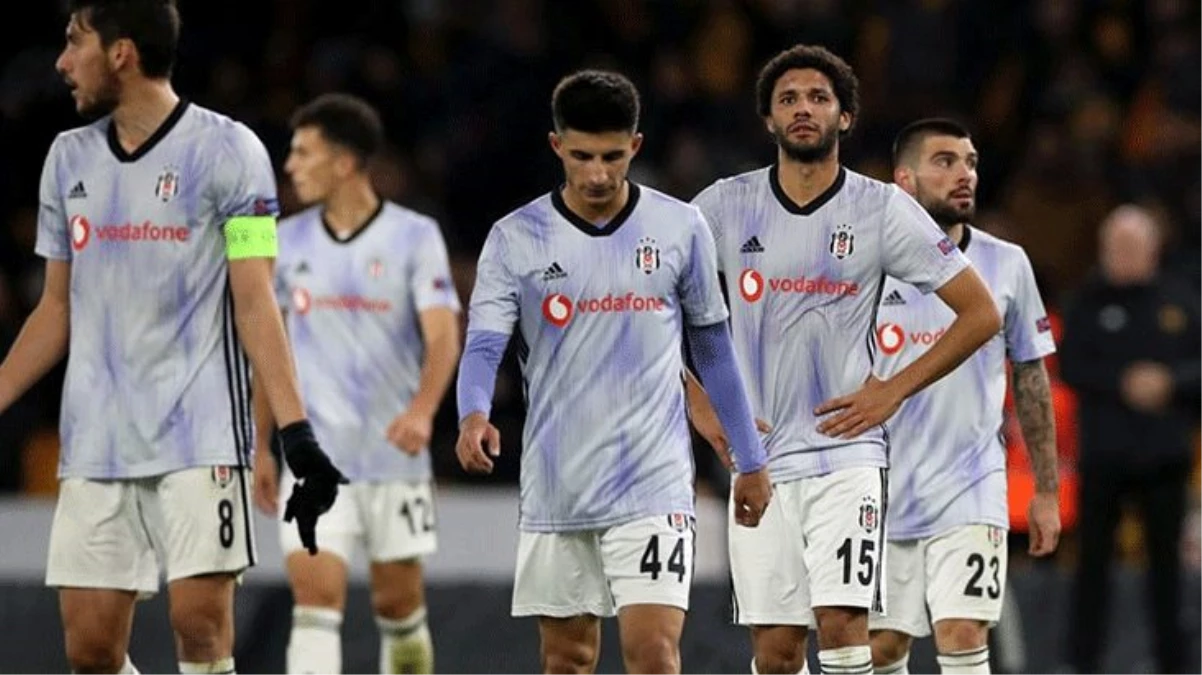 Beşiktaş\'ın yıldızı Elneny, Kuran-ı Kerim okuduğu anları paylaştı