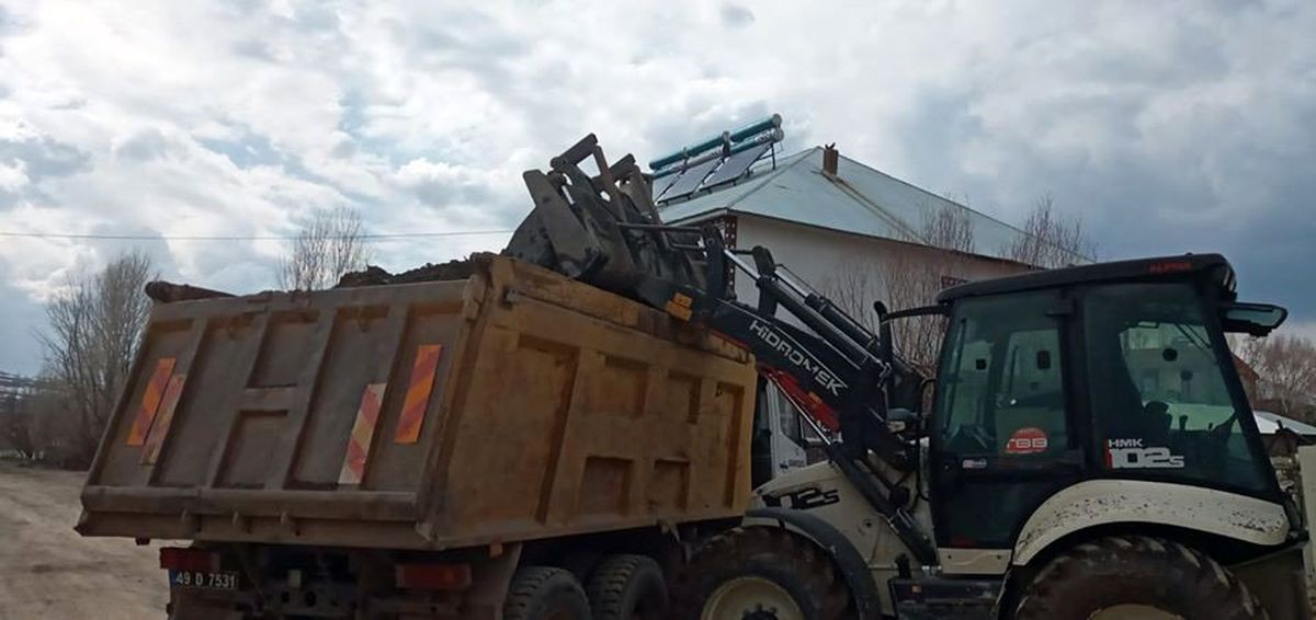 Bulanık Belediyesinden çevre temizliği