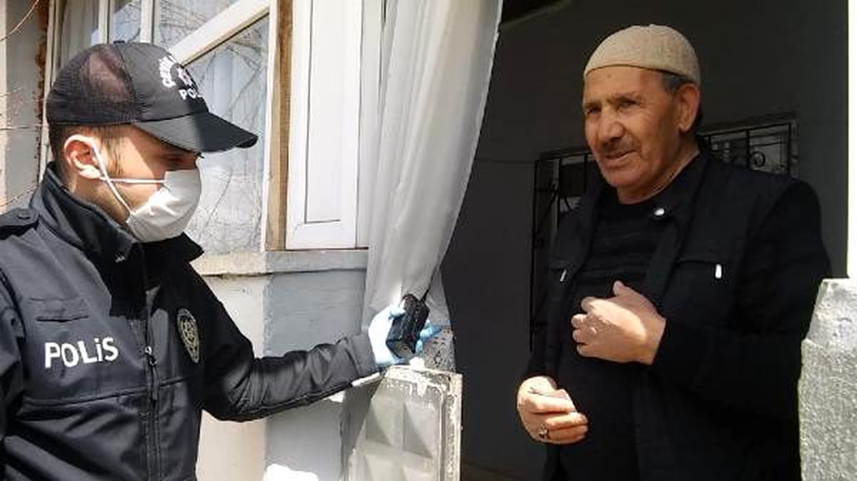 Evden çıkamadı, ihtiyaçlarını polis getirdi