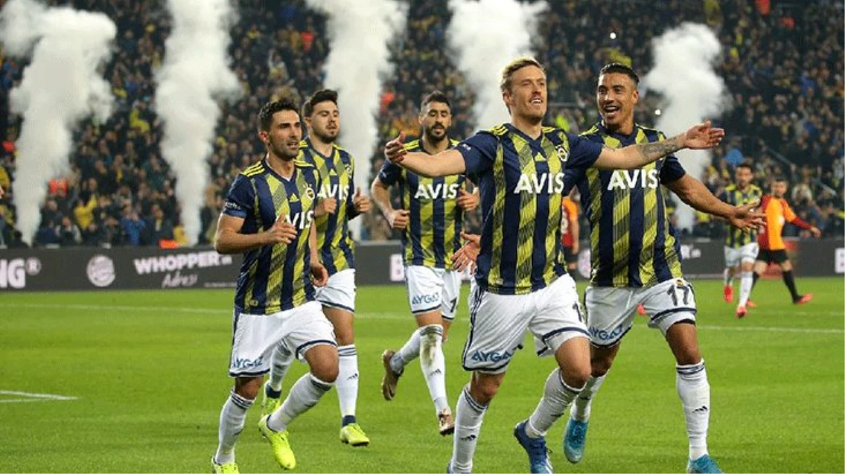 Fenerbahçe\'de koronavirüse yakalanan ismin Max Kruse olduğu iddia edildi