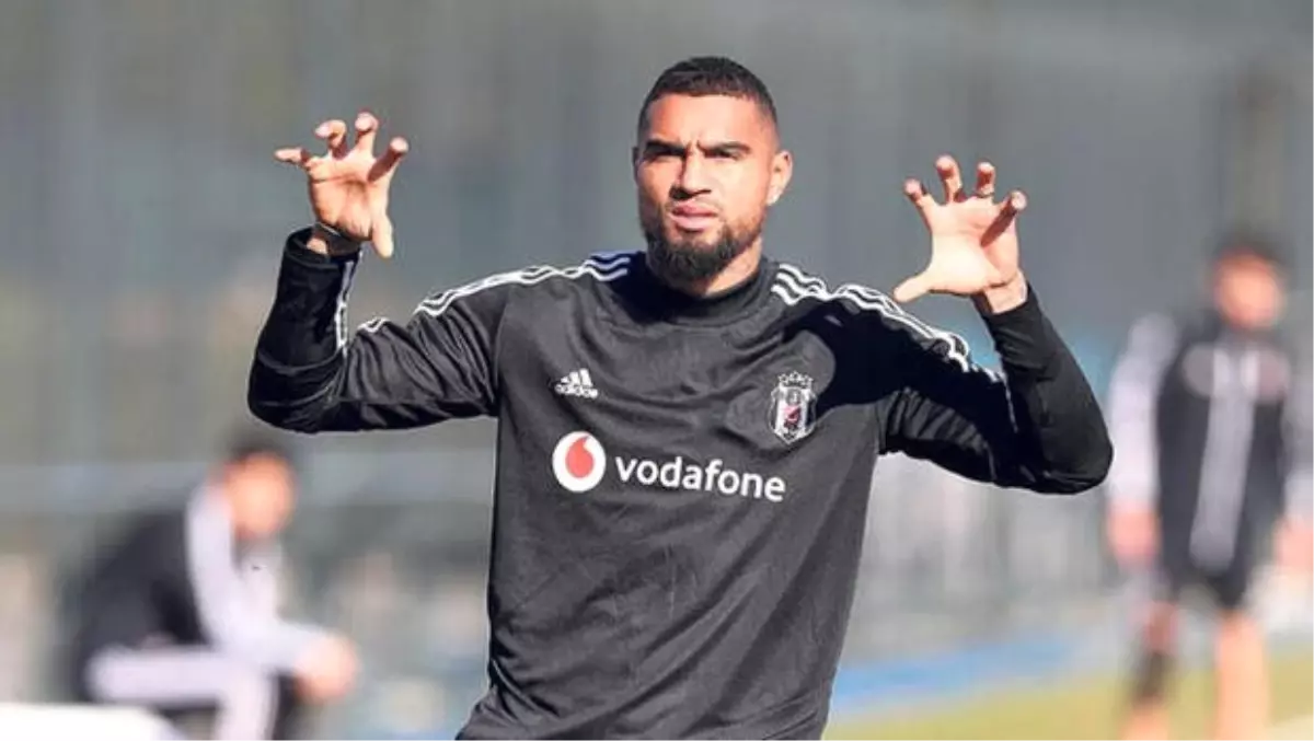 Kevin Prince Boateng\'in evde mangal keyfi!