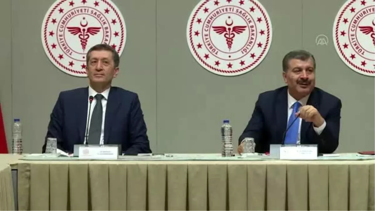 Koca: "Vatandaşımızı, sağlık çalışanlarımızı asla malzemesiz bırakmak istemiyoruz"