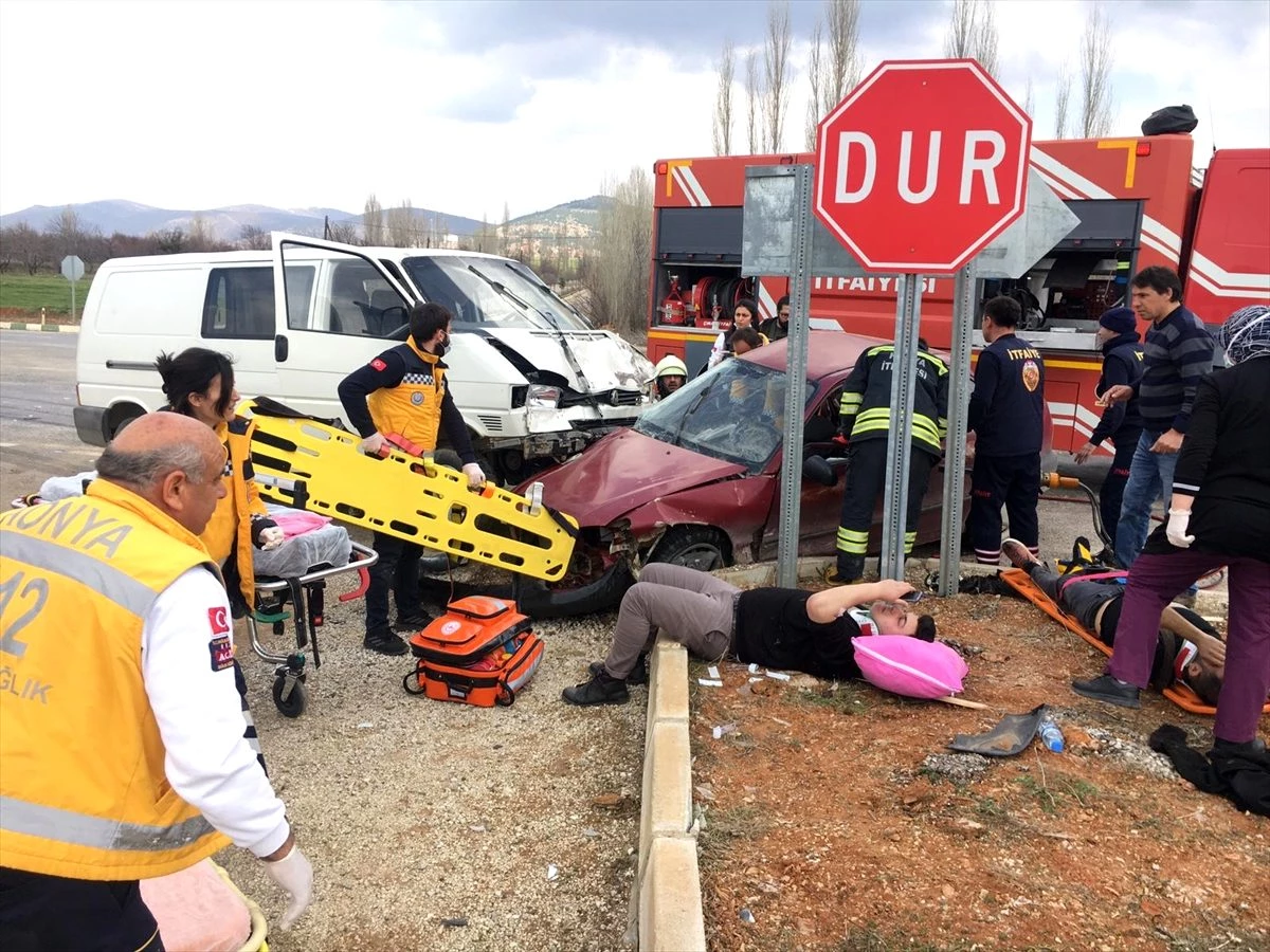 Konya\'da trafik kazası: 1 ölü, 3 yaralı