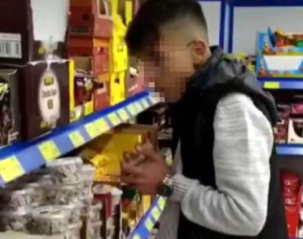 Marketteki sütleri içip, görüntülerini paylaşan çocuk yakalandı