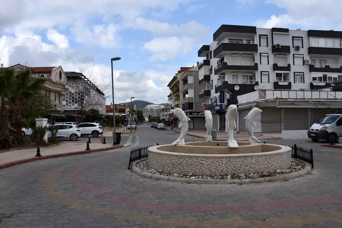 Muğla\'da koronavirüs tedbirleri kapsamında faaliyetleri geçici süre durdurulan işletmeler denetlendi