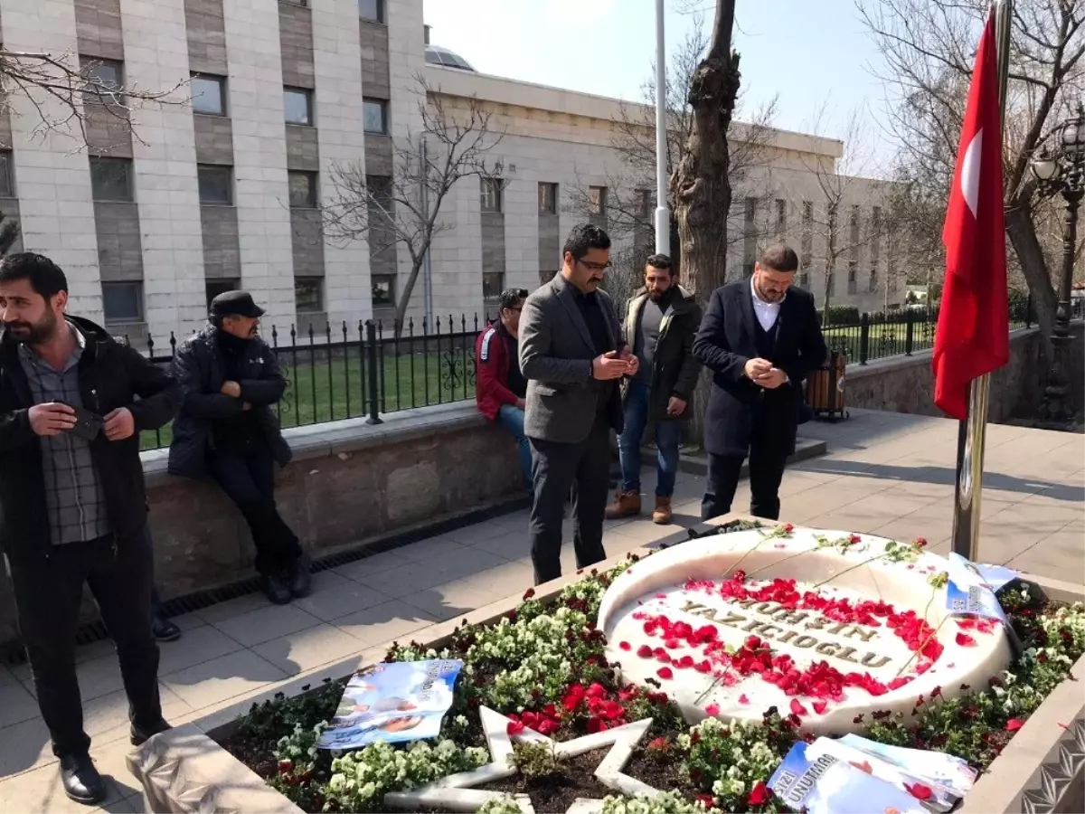 Muhsin Yazıcıoğlu vefatının 11. yılında kabri başında anıldı