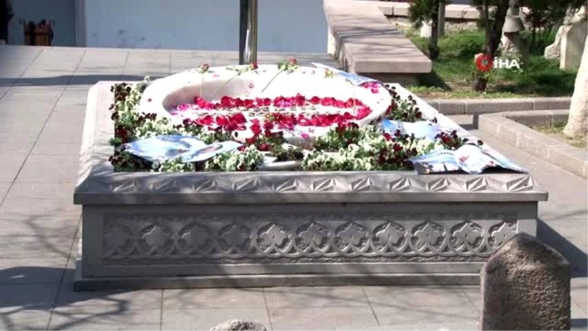 Muhsin Yazıcıoğlu vefatının 11. yılında kabri başında anıldı