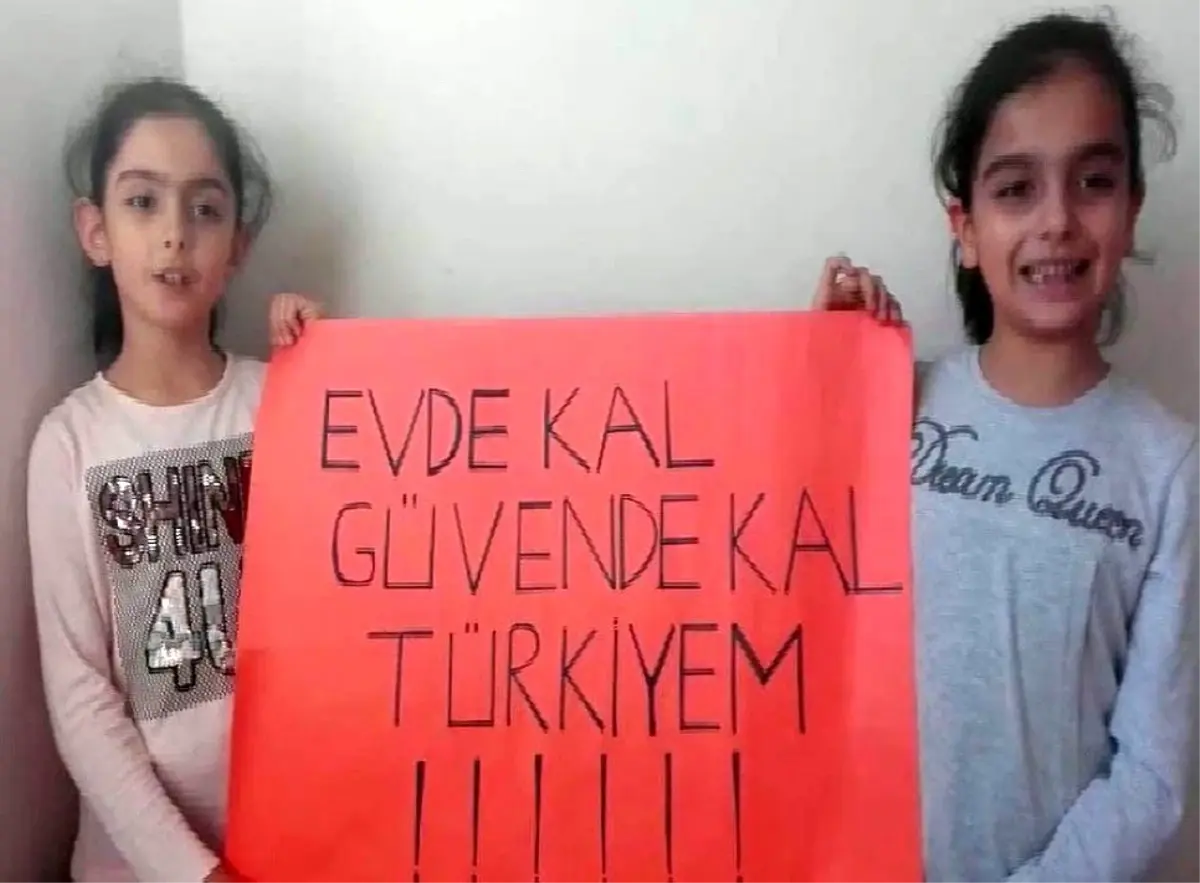 Öğrencilerden \'Evdekal\' klipi büyük ilgi gördü