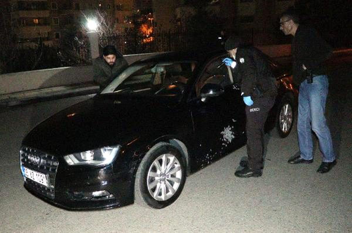 Seyir halindeki otomobile pompalı tüfekle ateş açıldı: 1 yaralı