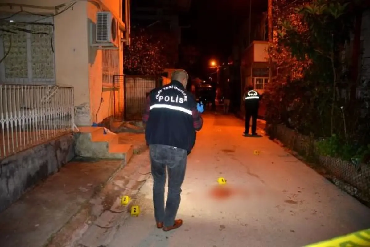 Sokakta silahlı kavga: 1 ölü, 3 yaralı