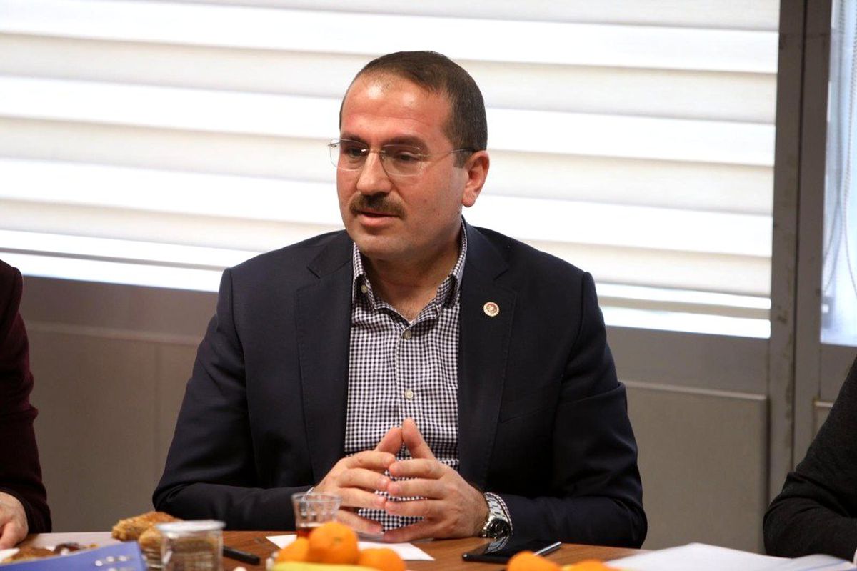 "Tedbirlere riayet edersek, evde kalma süresini 3 haftayla sınırlı tutabiliriz"