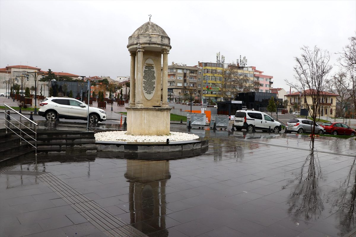 Tekirdağlı yaşlılar "Evde kal" çağrısına uyuyor