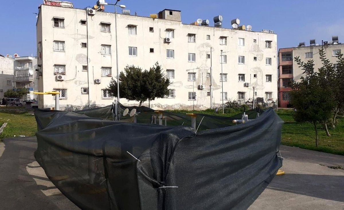Toroslar\'da park ve oyun alanları dezenfekte edilerek kullanıma kapatıldı