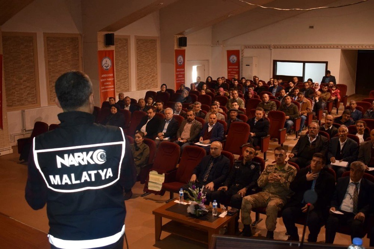 15 bin kişiye narko rehber eğitimi verildi