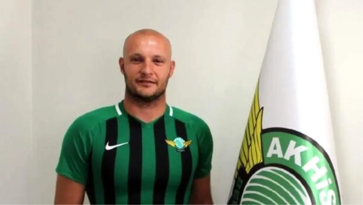 Akhisarspor\'da Gökhan Değirmenci kalede güven verdi!