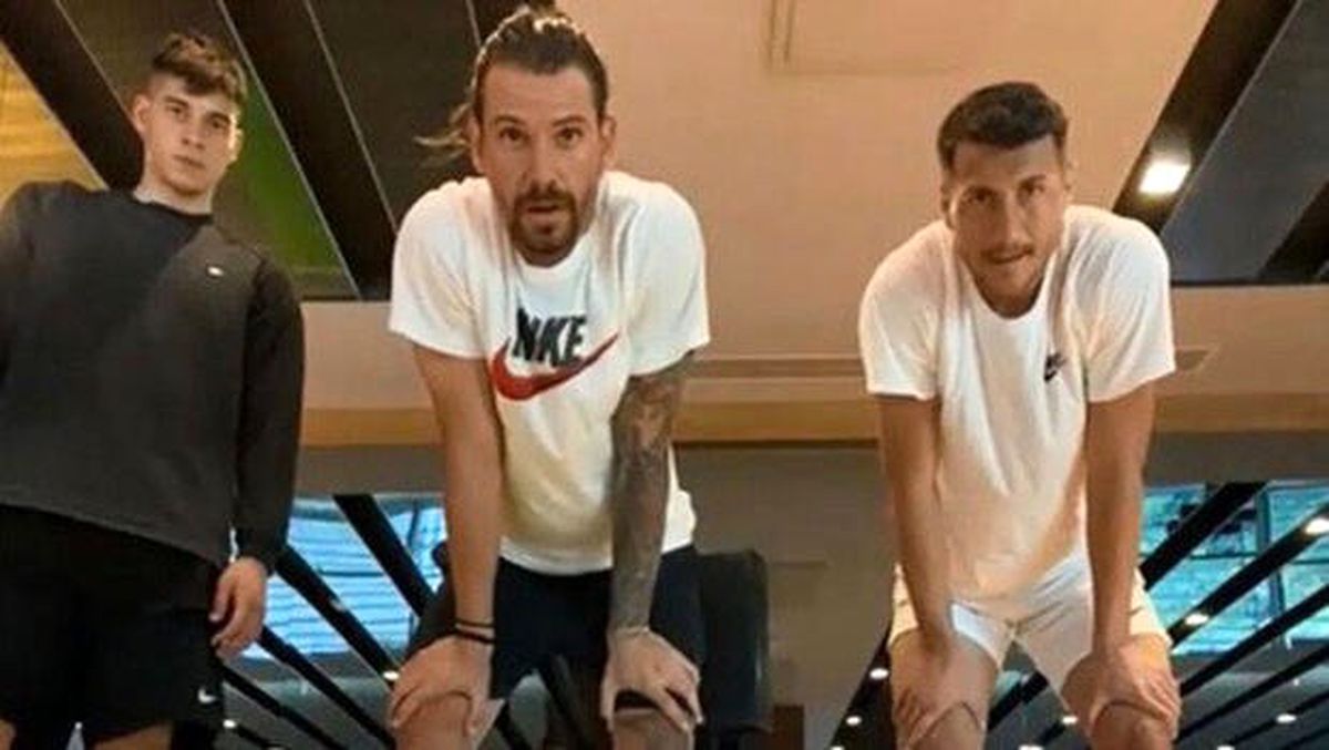 Antalyaspor\'dan e-antrenman!