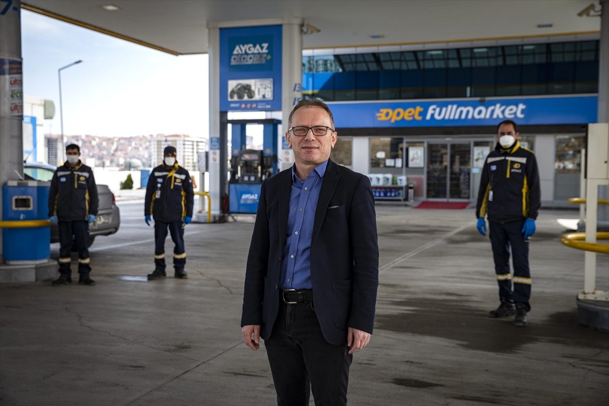 Başkentte sağlık çalışanlarına 50 liralık akaryakıt desteği