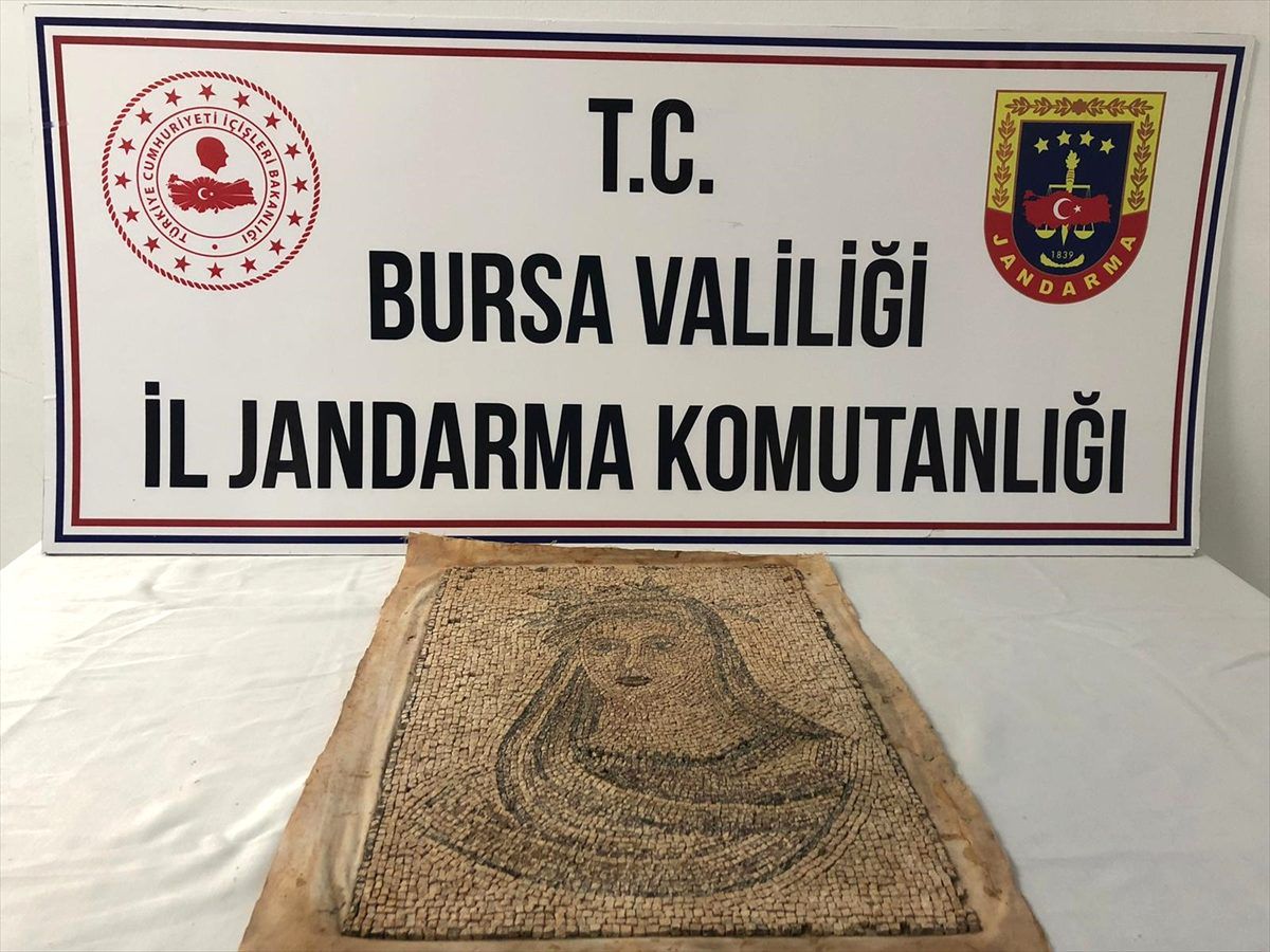 Bursa\'da tarihi eser operasyonunda 5 şüpheli yakalandı