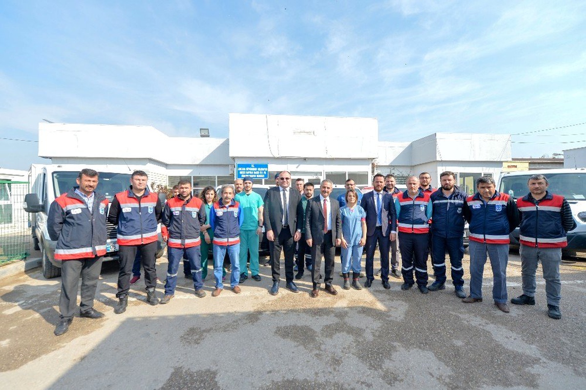 Büyükşehir\'in hayvan nakil araç filosu genişliyor