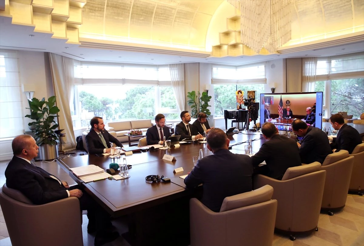 Cumhurbaşkanı Erdoğan, video konferansla G20 Liderler Olağanüstü Zirvesi\'ne katıldı