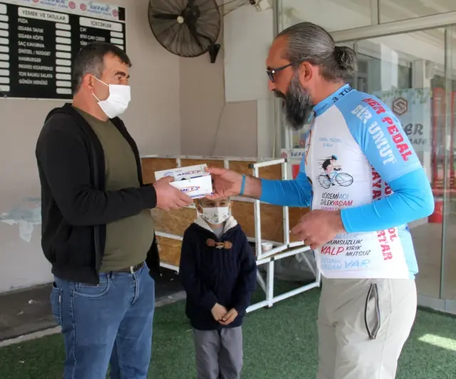 Fırsatçılardan dolayı lösemi hastaları maske bulamıyor ile ilgili görsel sonucu