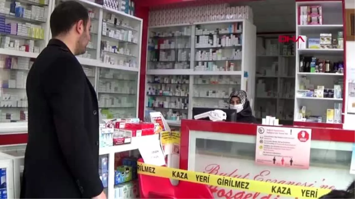 GAZİANTEP İslahiye\'de eczanede şeritli koronavirüs önlemi