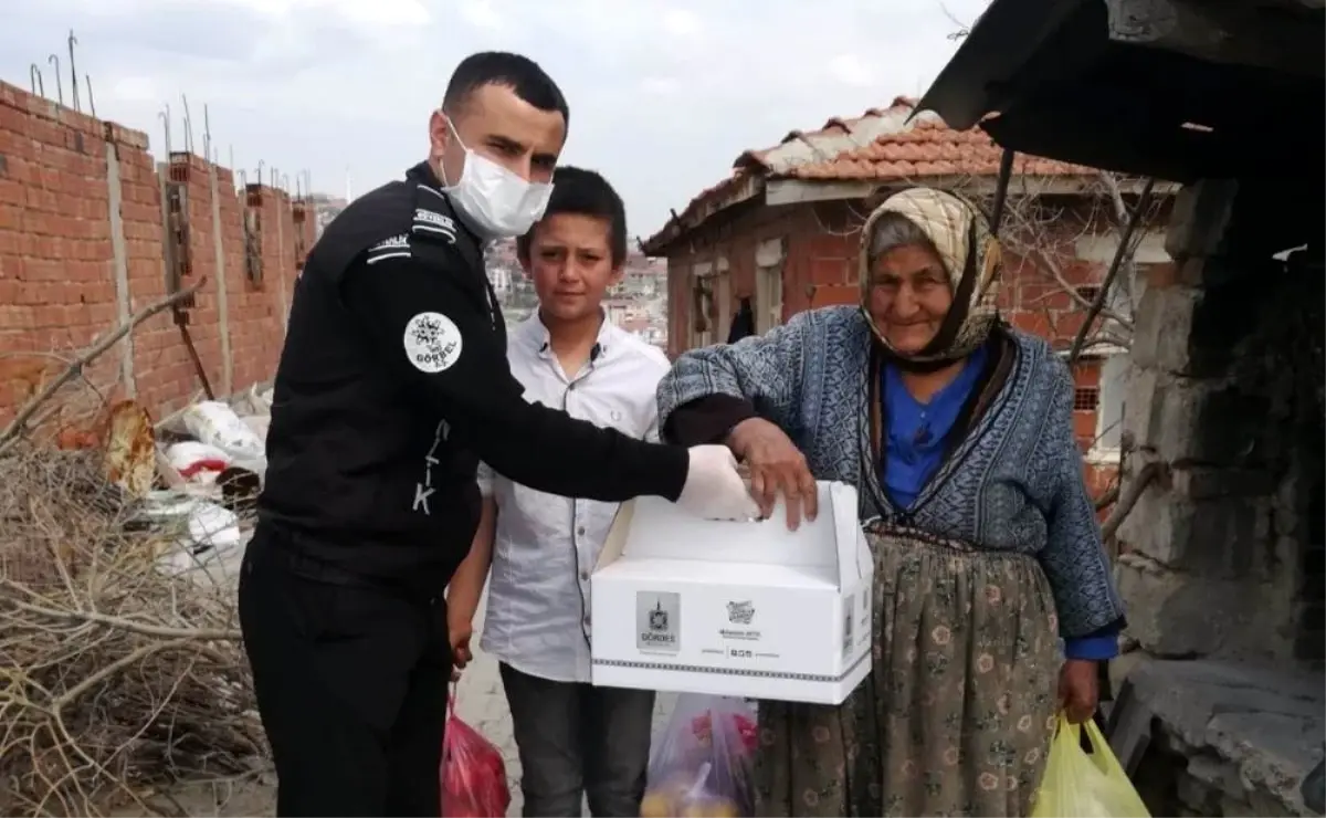 Gördes\'te Vefa Sosyal Destek Grubu hizmete başladı