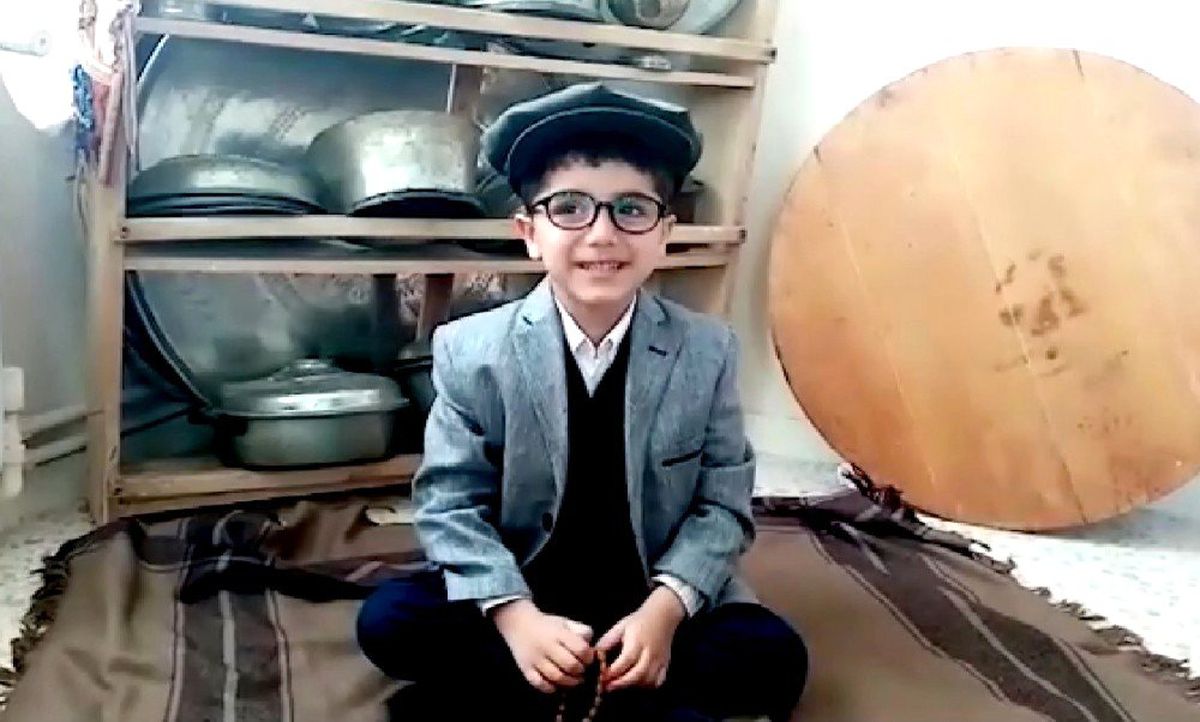 Miniklerin \'evde kal\' mesajı gülümsetti