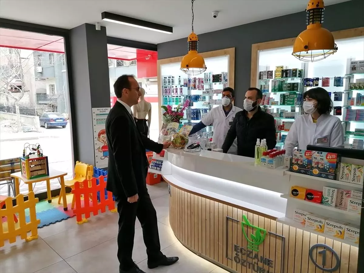 Pozantı Kaymakamı Sarıdoğan\'dan eczanelere ziyaret