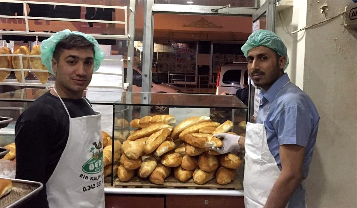 Siirt\'teki fırınlarda koronavirüs tedbirleri