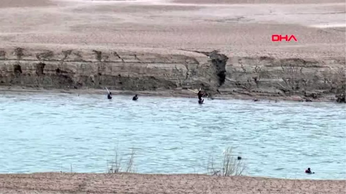 Tunceli\'de kayıp uzman çavuş ve Gülistan\'dan bugün de iz yok