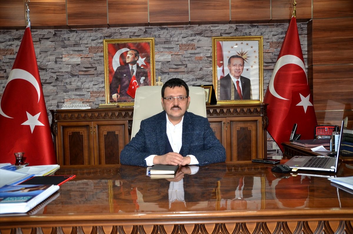 Yüksekova\'da zorunlu olmadıkça dışarı çıkan vatandaşlara yaptırım uygulanacak