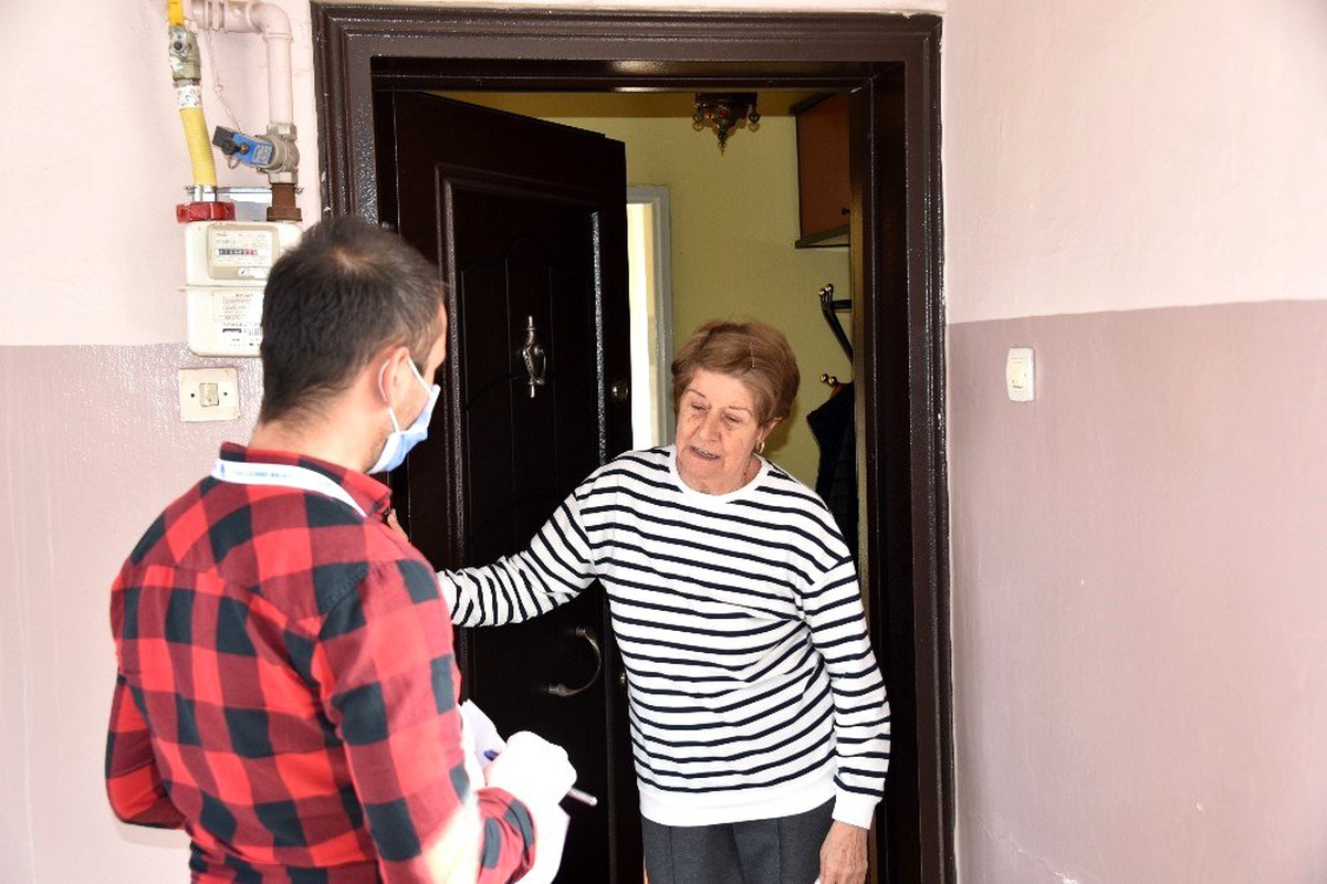 Yunusemre Belediyesi vatandaşının yanında