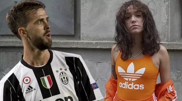 Zeynep Bastik Tan Pjanic Aciklamasi Hacklenmistir Engellemis Beni Son Dakika Spor