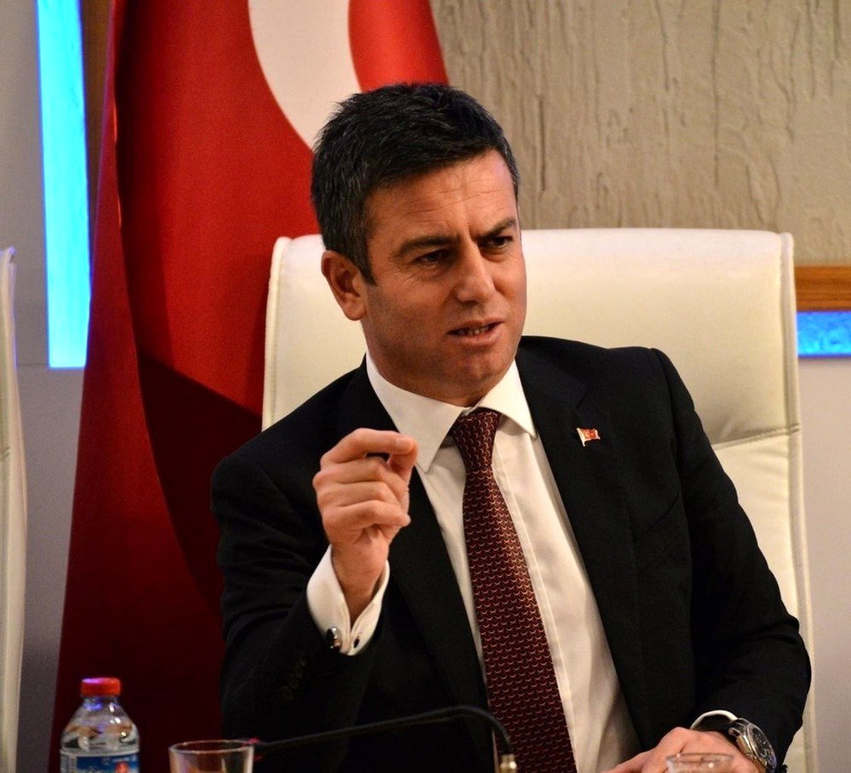 AK Partili Aydın: "Her bir birey tüm toplumun sorumluluğunu taşıyor"