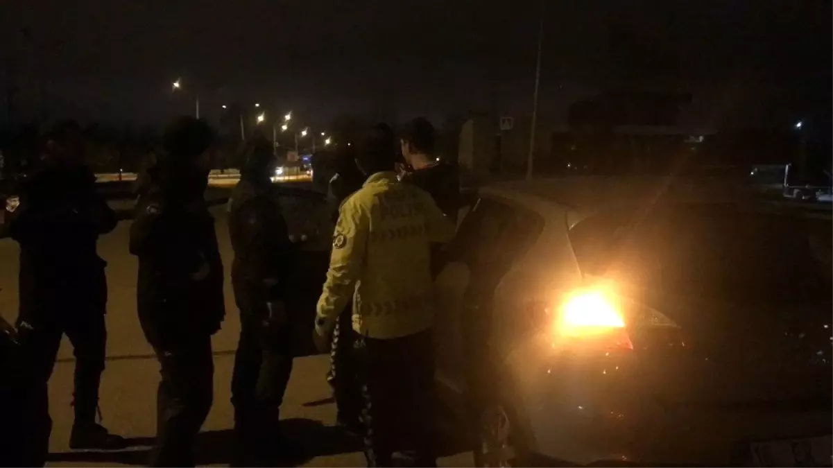 Alkol metreyi üflemeyen sürücü polisleri çileden çıkardı