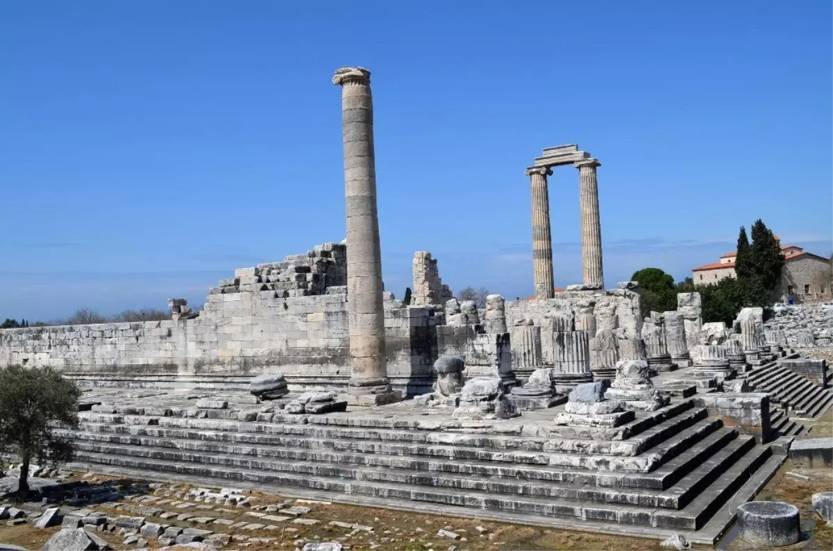 Apollon Tapınağı ve çevresi sessizliğe büründü