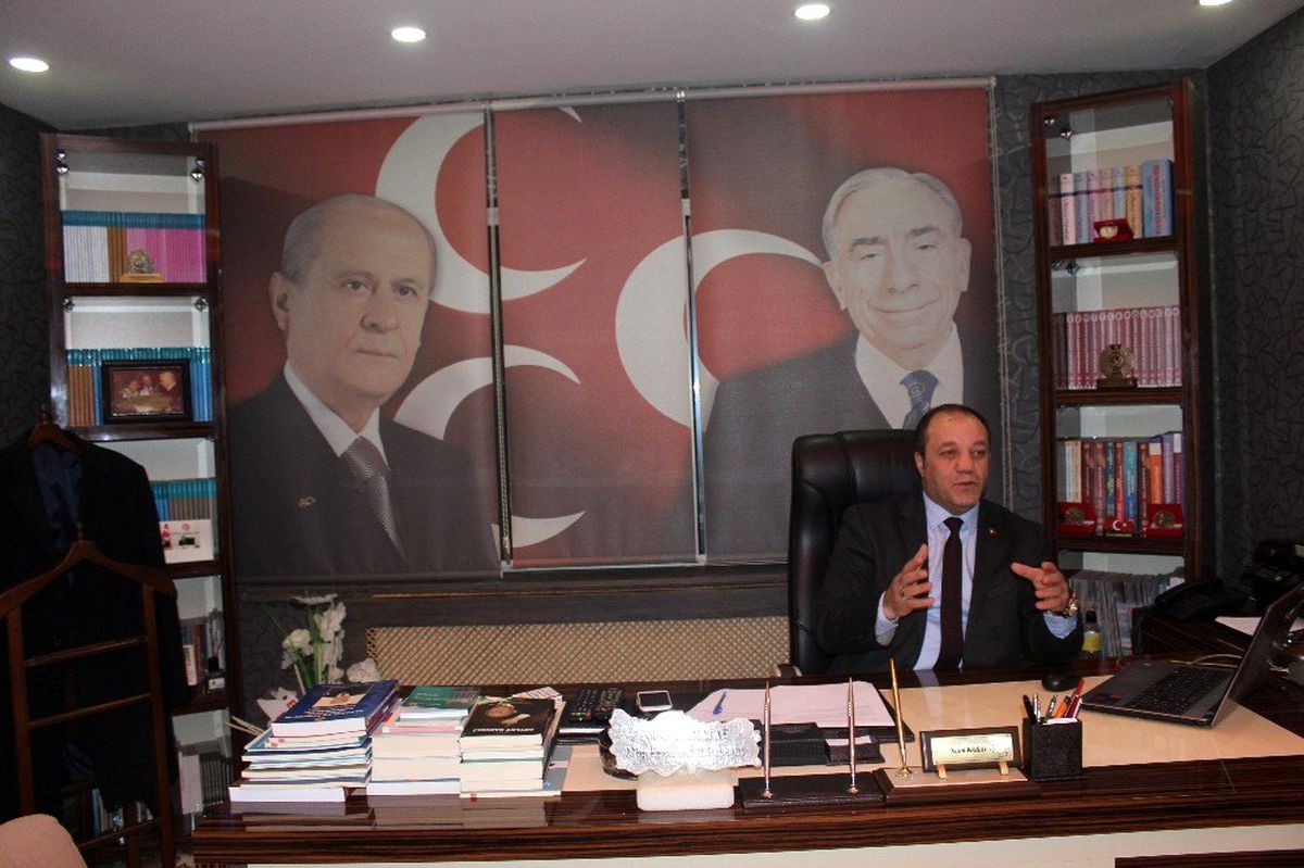 Başkan Karataş\'tan gençlere evde kal çağrısı