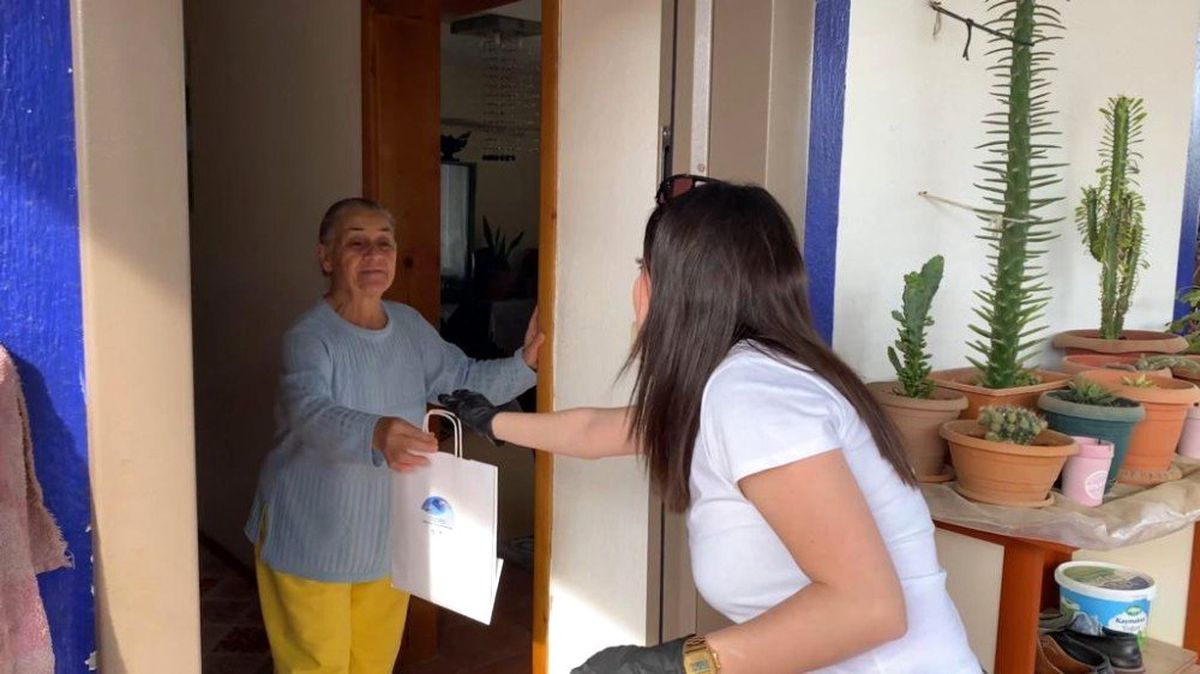 Bodrum Belediyesi\'nden "evinde kal kitabını al" kampanyası