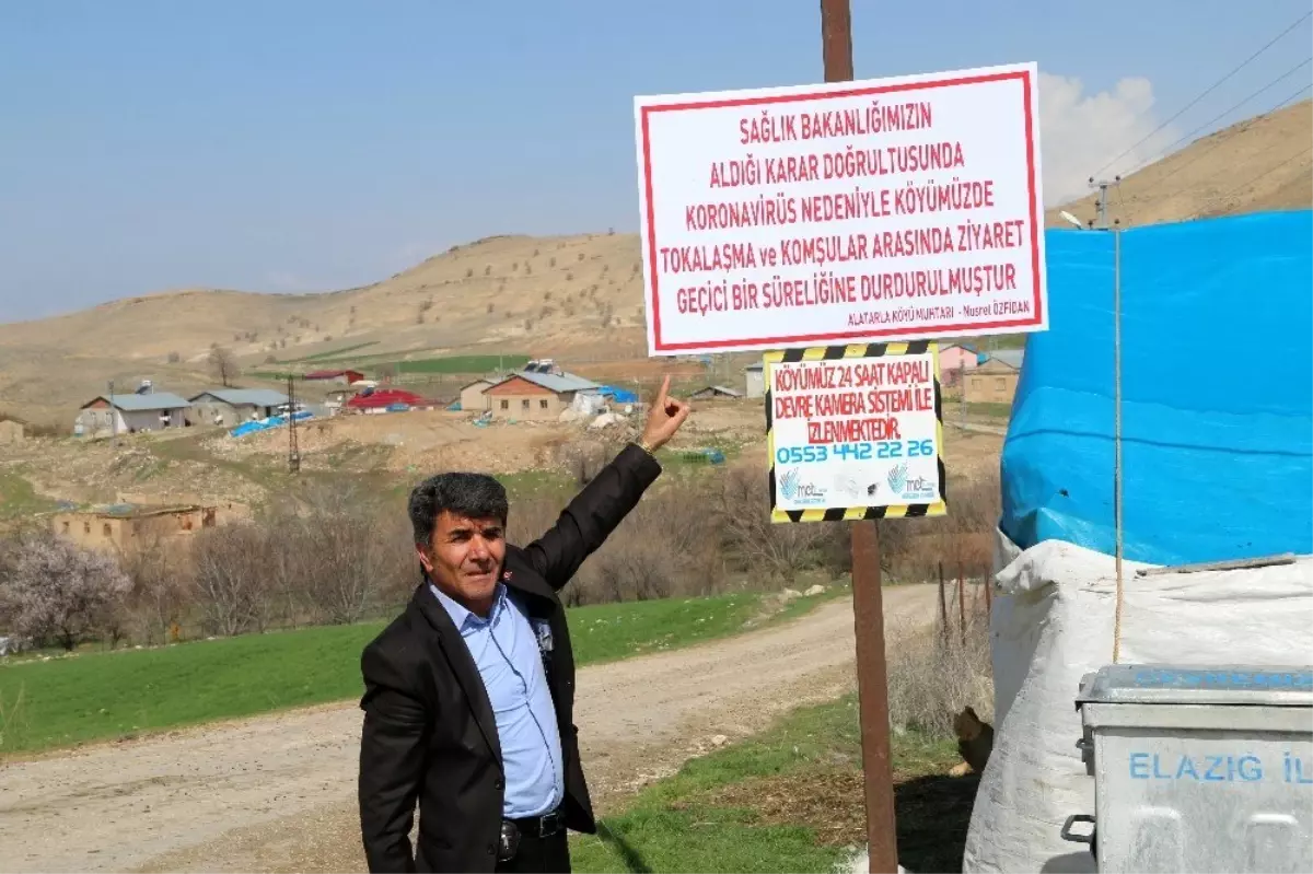 Bu köyde tokalaşma ve komşu ziyareti durduruldu