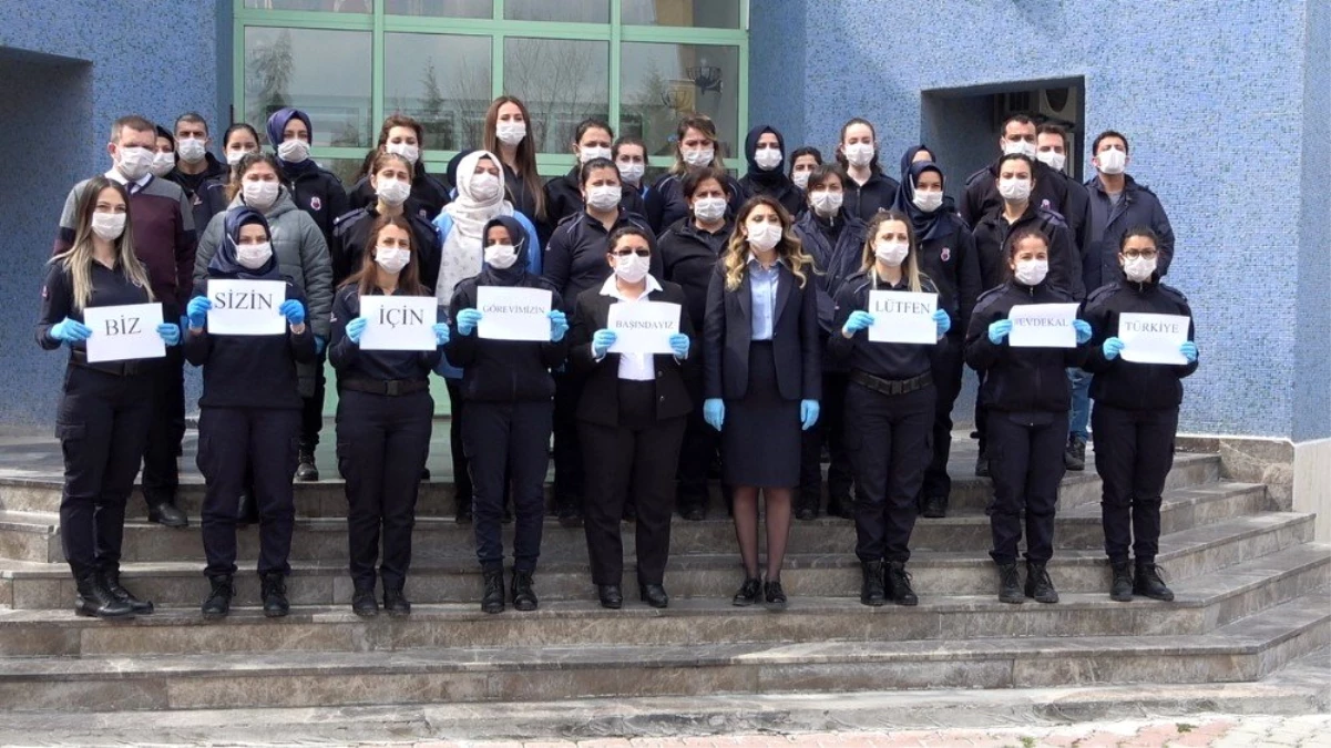 Denizli\'de kadın hükümlüler günde 12 bin maske üretiyor