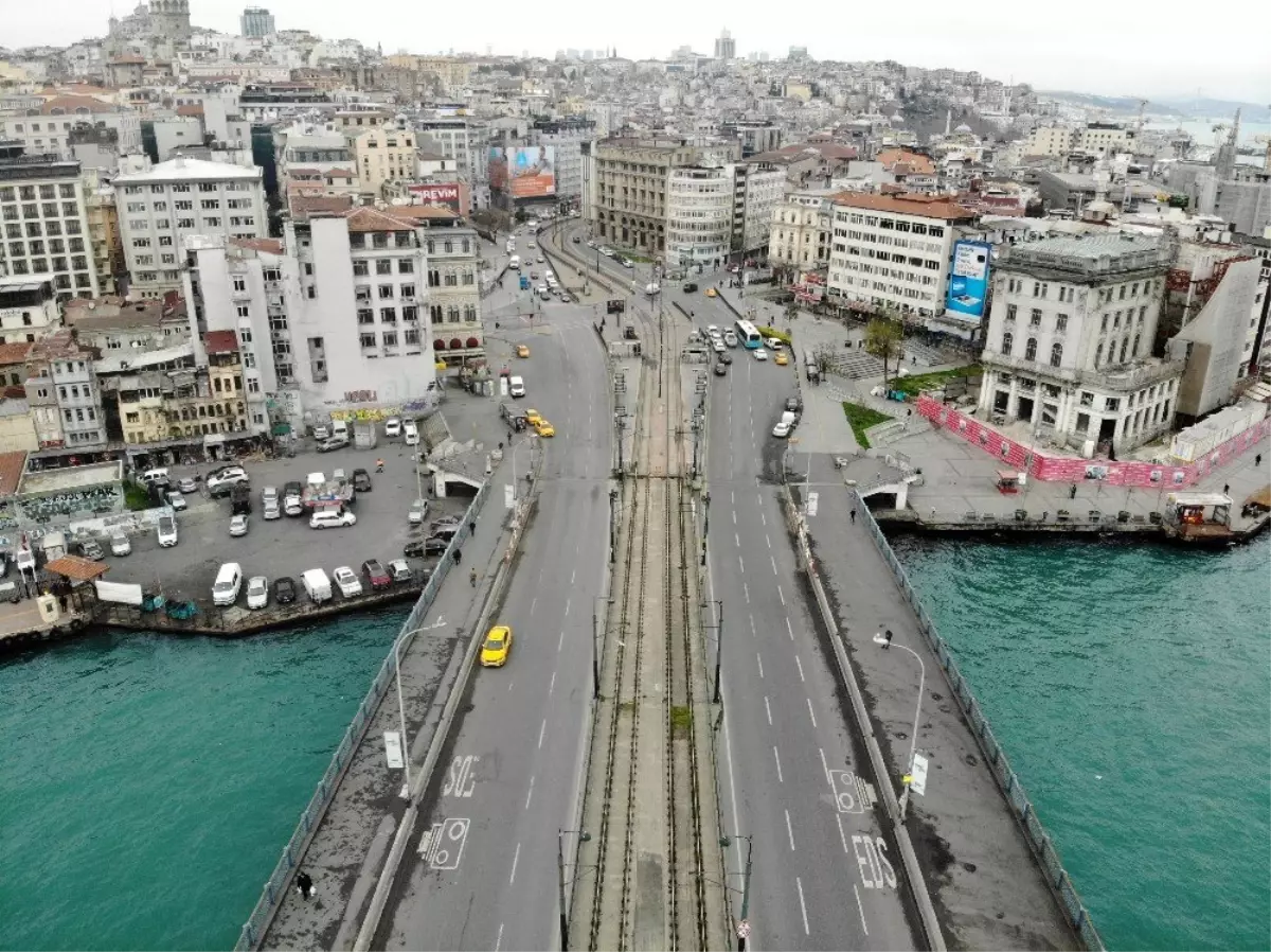 İstanbul\'un tarih kokan semtleri kimsesiz kaldı