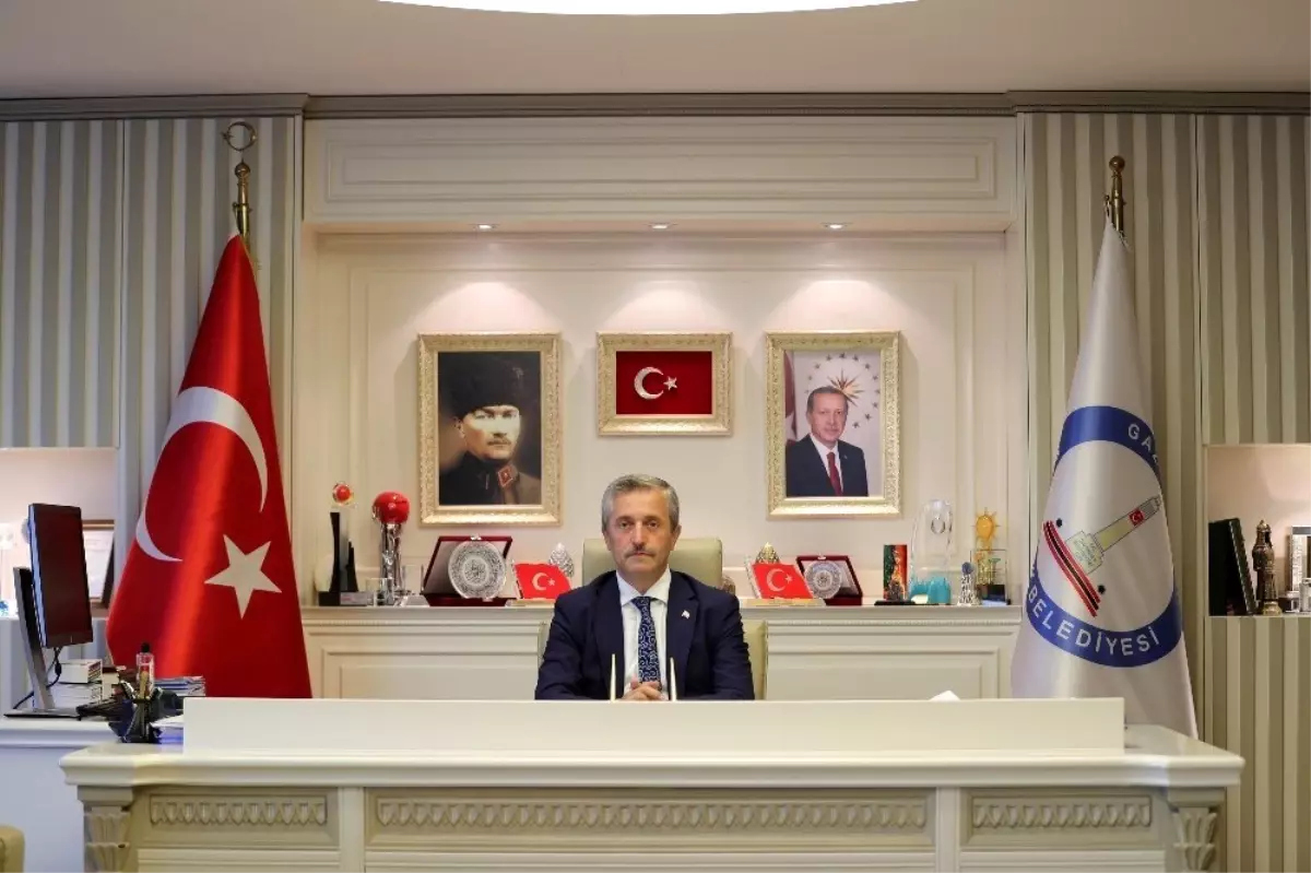 Tahmazoğlu; "Büyük kahramanı rahmetle anıyorum"