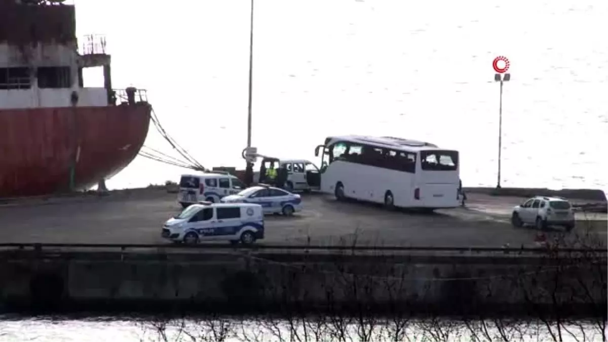 Ukrayna\'dan Haydarpaşa Limanı\'na gelen bir geminin mürettebatının korona virüs tedbirleri nedeniyle...